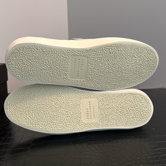 NIB FREDA SALVADOR | Eddy D’Orsay Sneaker Sand Embossed Croc Sz 6 - Picture 6 of 7